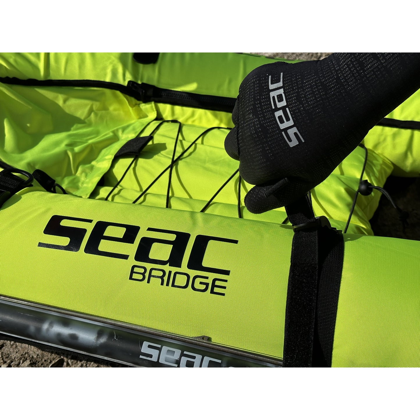 BRIDGE INFLATABE GANGWAY